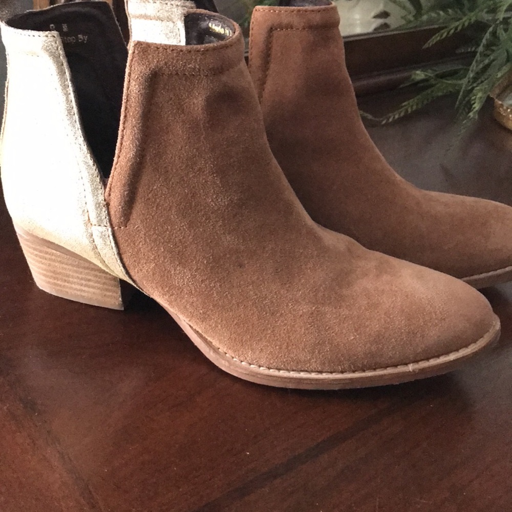 The SHORT SIDE ankle boot by Diba True features side slits, pull-on entry